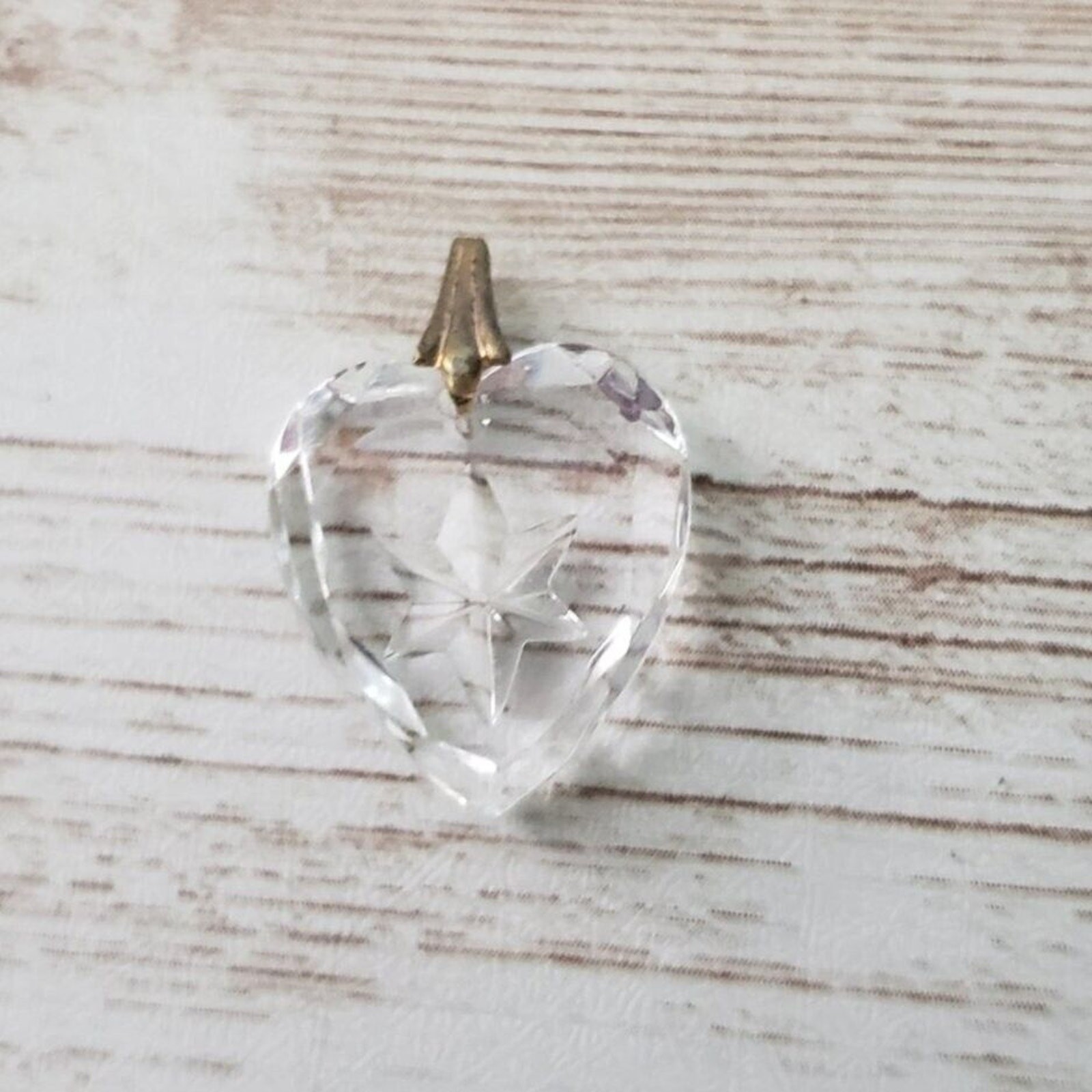 Vintage Pendant Clear Heart with Engraved Star – No Chain Included