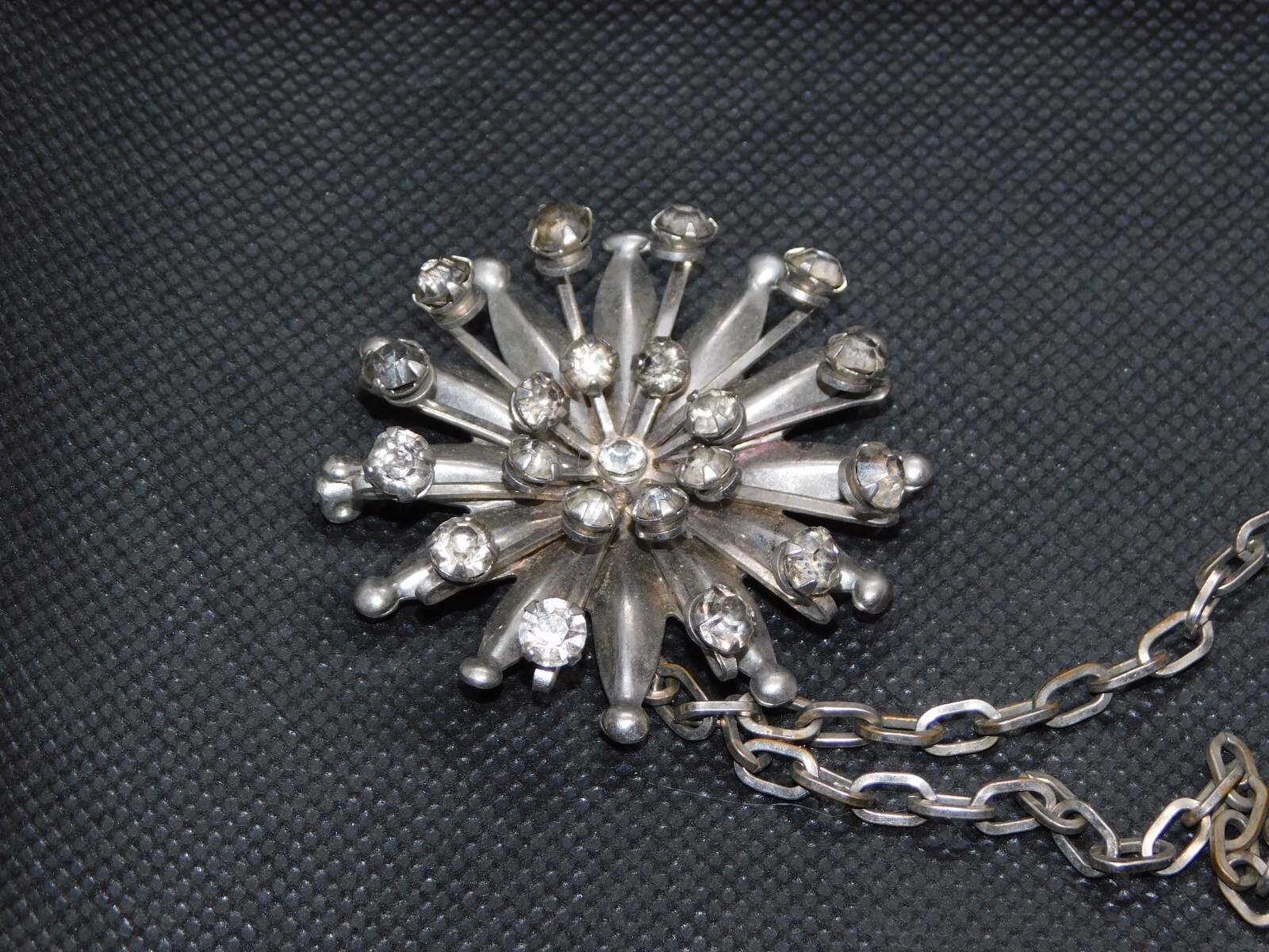 Gothic Style Vintage Scarf Chain Dual Pins White Rhinestone Sunburst Accessories