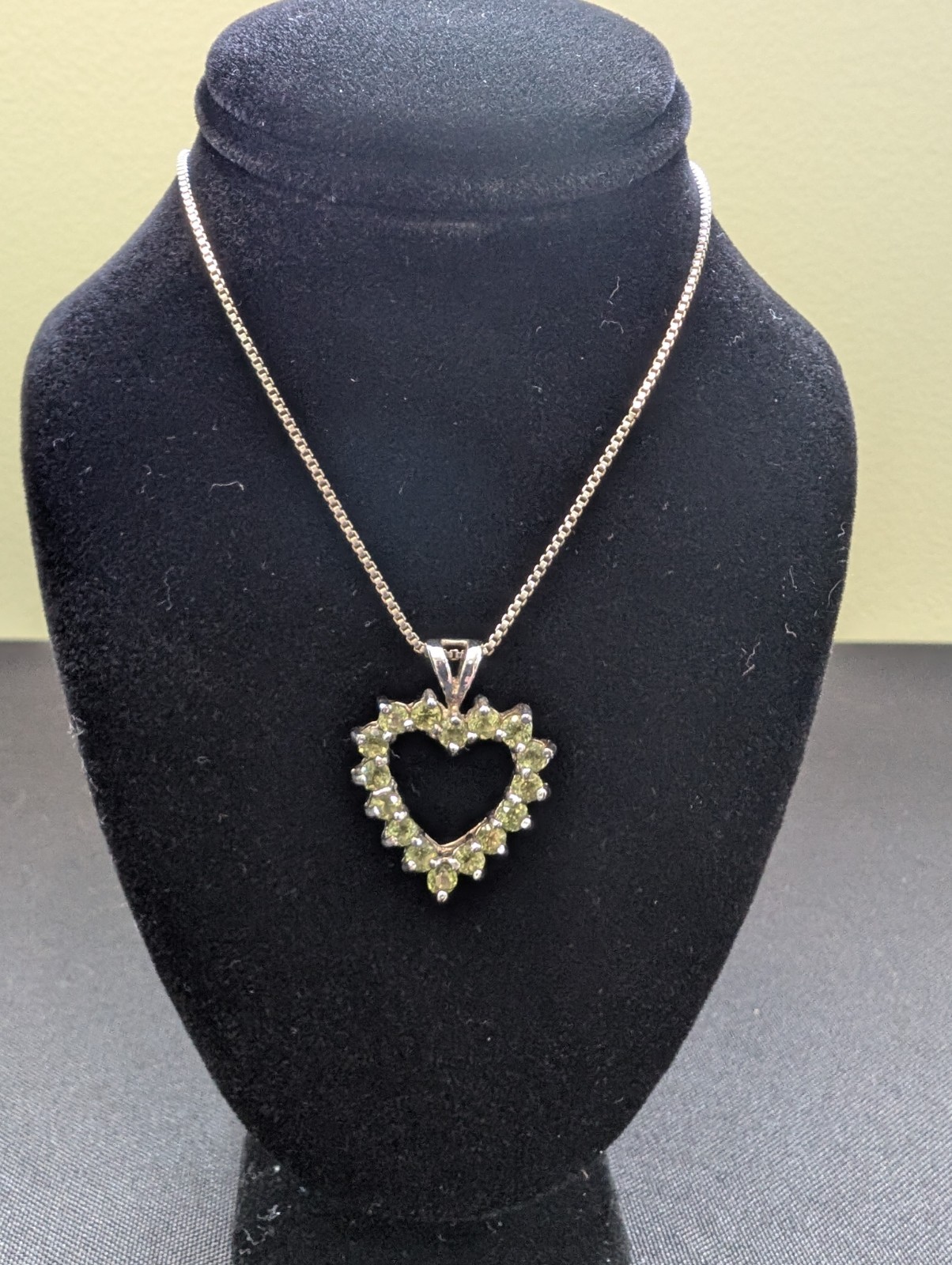 Vintage DBJ Design Sterling Silver Green Peridot Heart Necklace Italy SS Chain