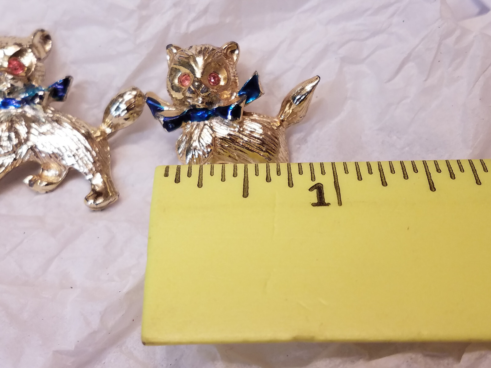 Lot of 2 Miniature Vintage Cats Christmas Brooch about 1 inch each