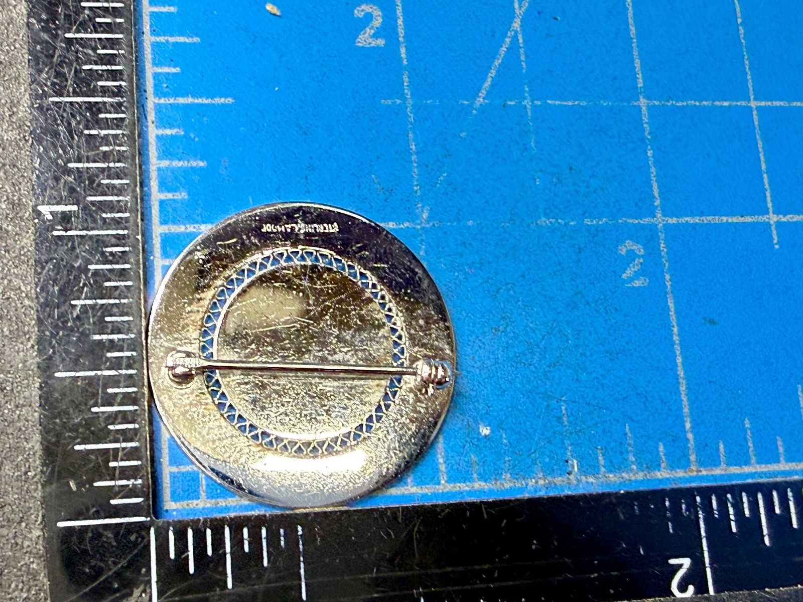 Initial Letter P ? Calligraphy On Vintage Sterling Silver Round Disc Brooch