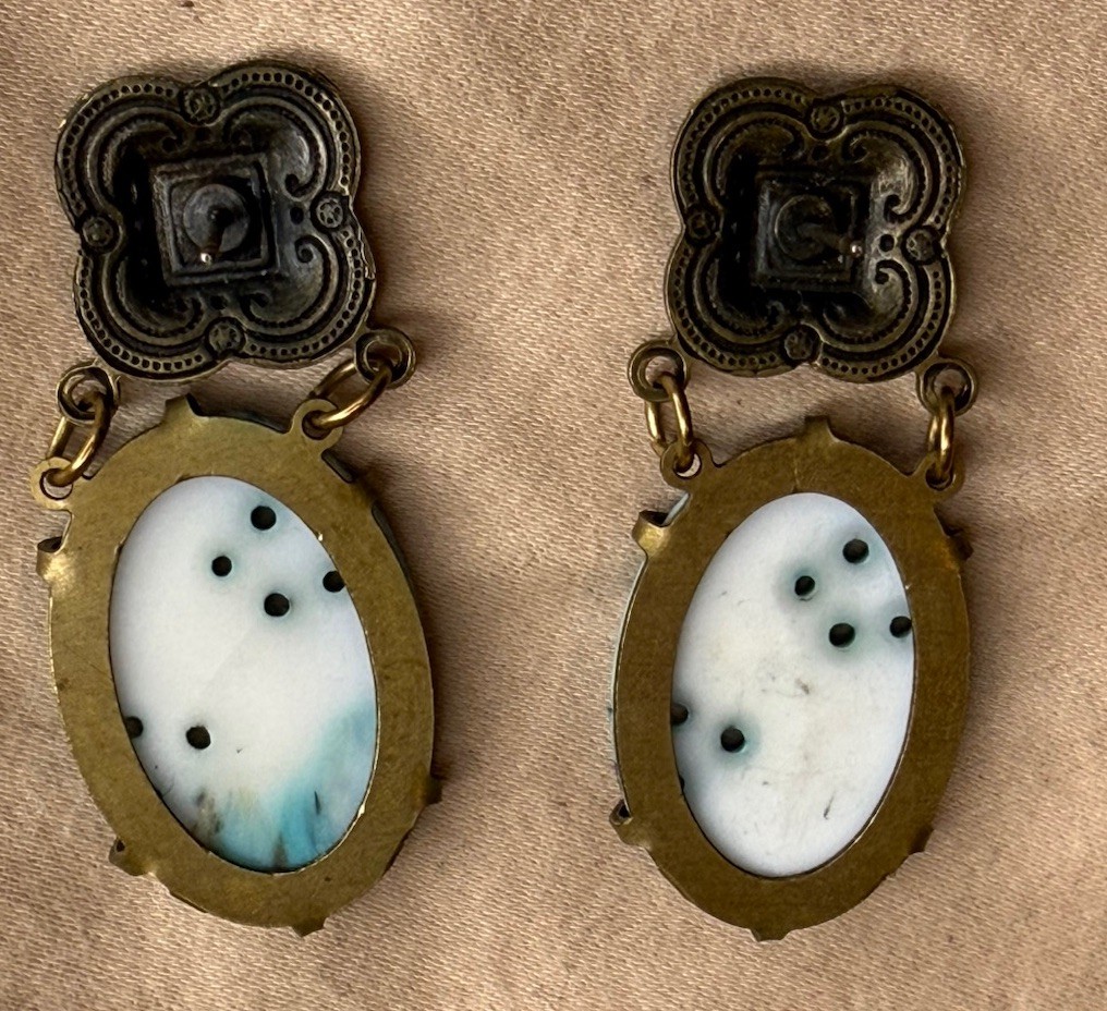 Vintage Glass Works Studio Carved Glass, Enamel , Crystals, Brass tone Earrings