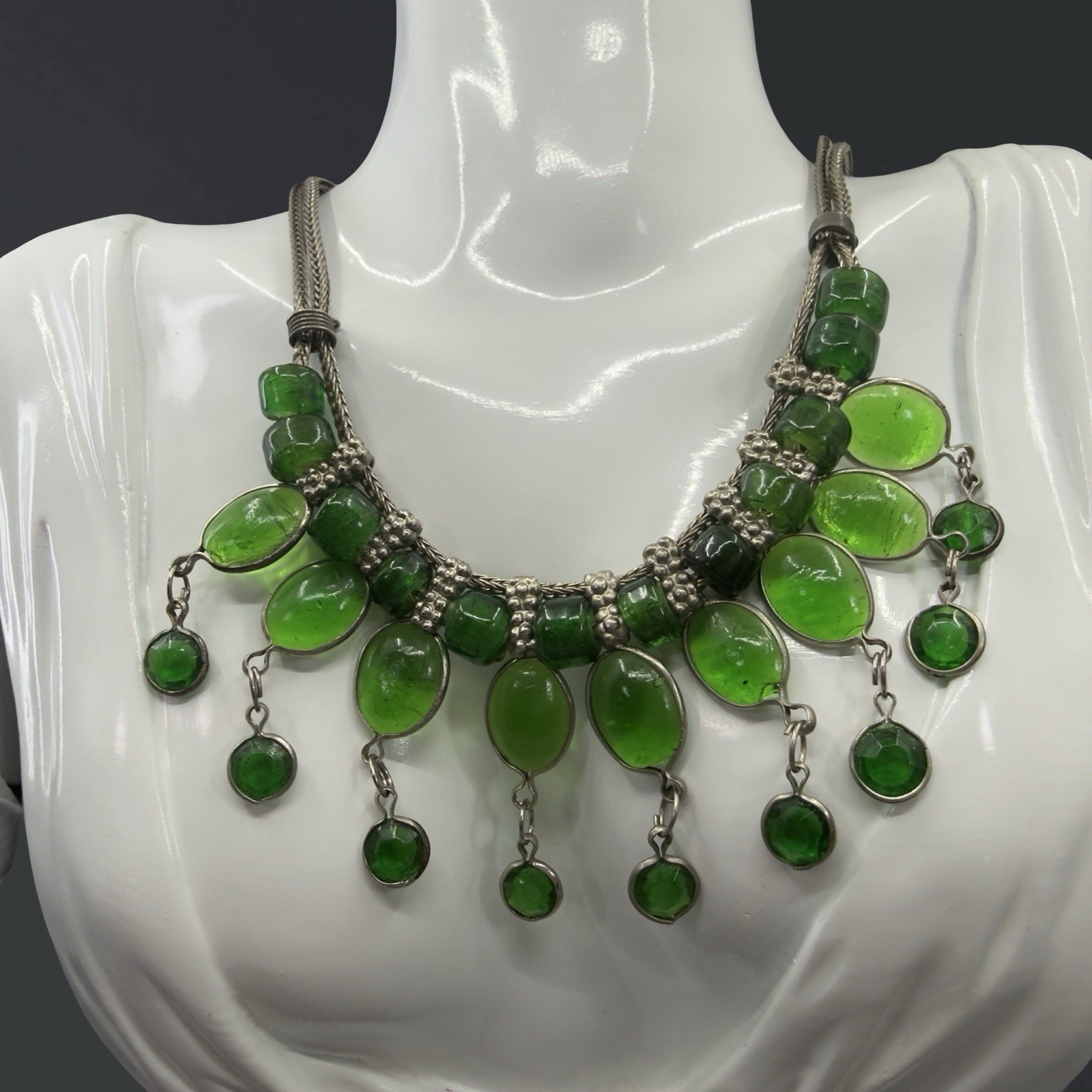 Vintage BOHO Bib Necklace GREEN GLASS Southwest Artisan Drop Dangle India Silver