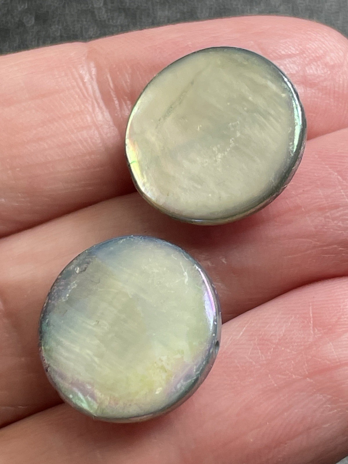 Vintage Small Mother Of Pearl Round Earrings