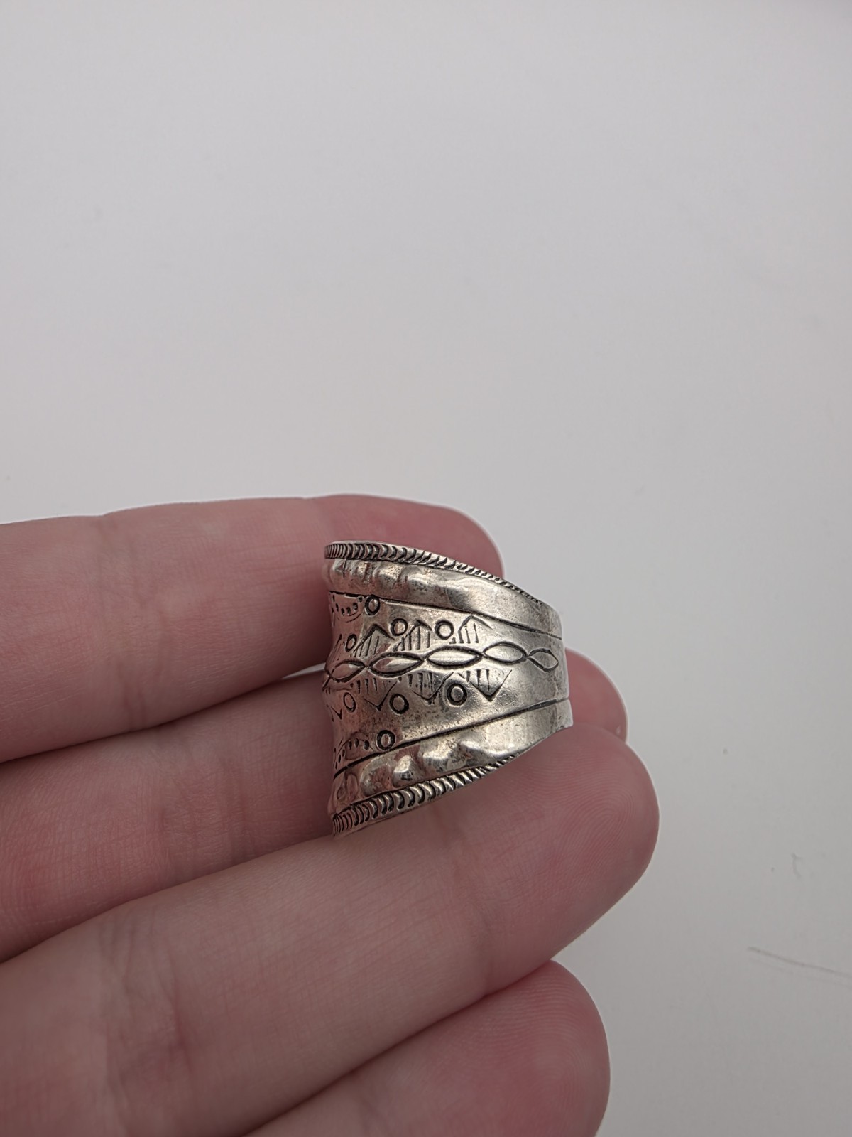 Vintage Designer BBJ Southwestern Sterling Silver 925 Ring Size 10.5