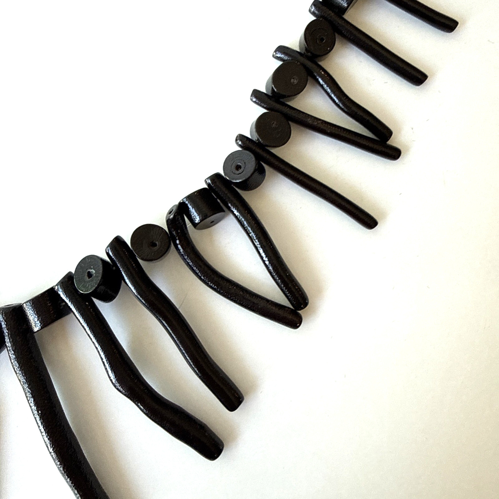 Vintage Beautiful 24” Black Branch Coral Fringe Necklace