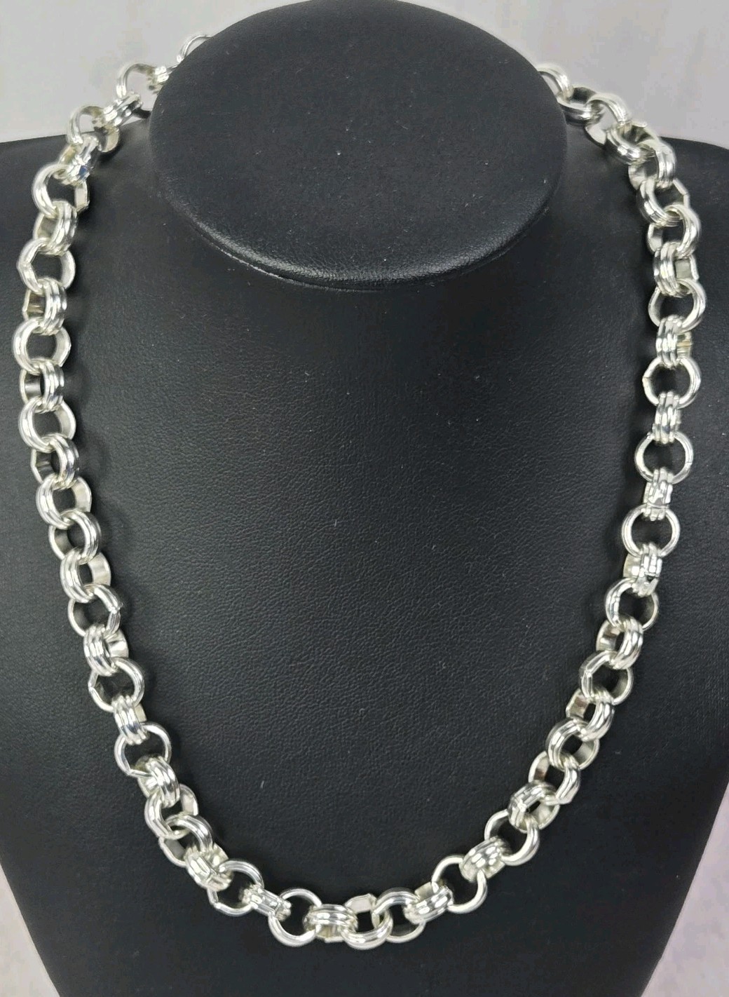 Vintage Rolo Chain Siler Tone Textured Necklace 16.5 In