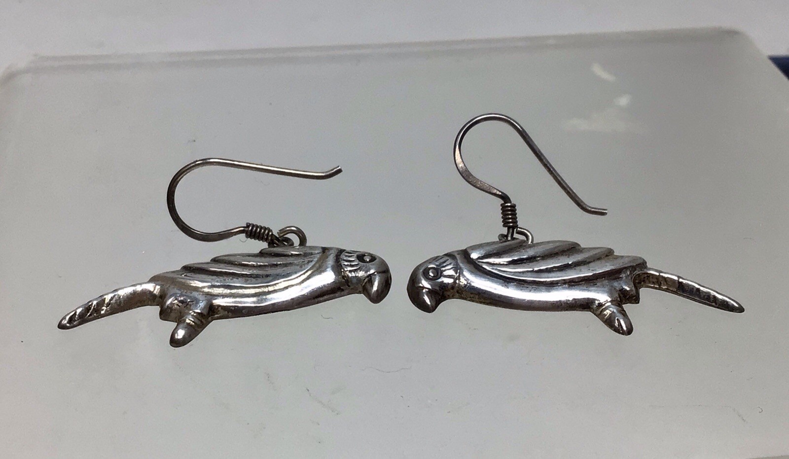 VINTAGE PARROT STERLING SILVER EARRINGS 3-D On Wires