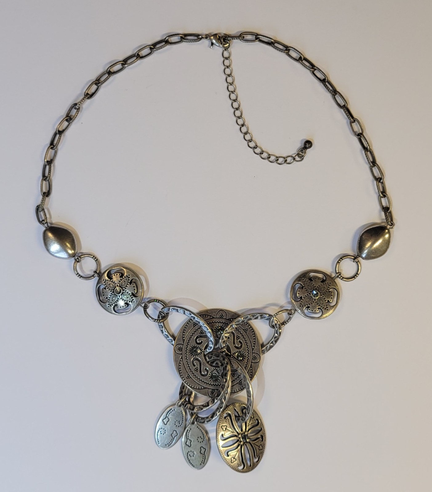 Vintage Linked Round Dangle Silver Tone Pendants 18in Ornate Box Chain Necklace