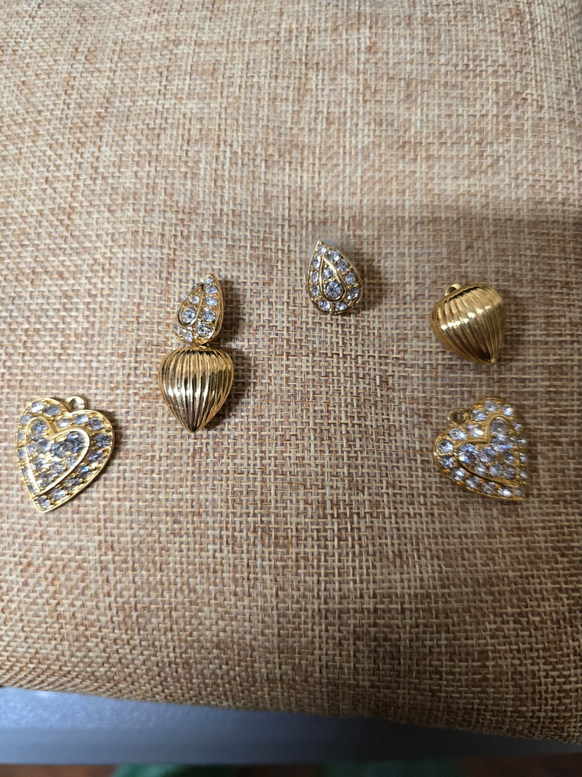 NOLAN MILLER AMAZING FOUR WAY CRYSTAL HEART PIERCED EARRINGS