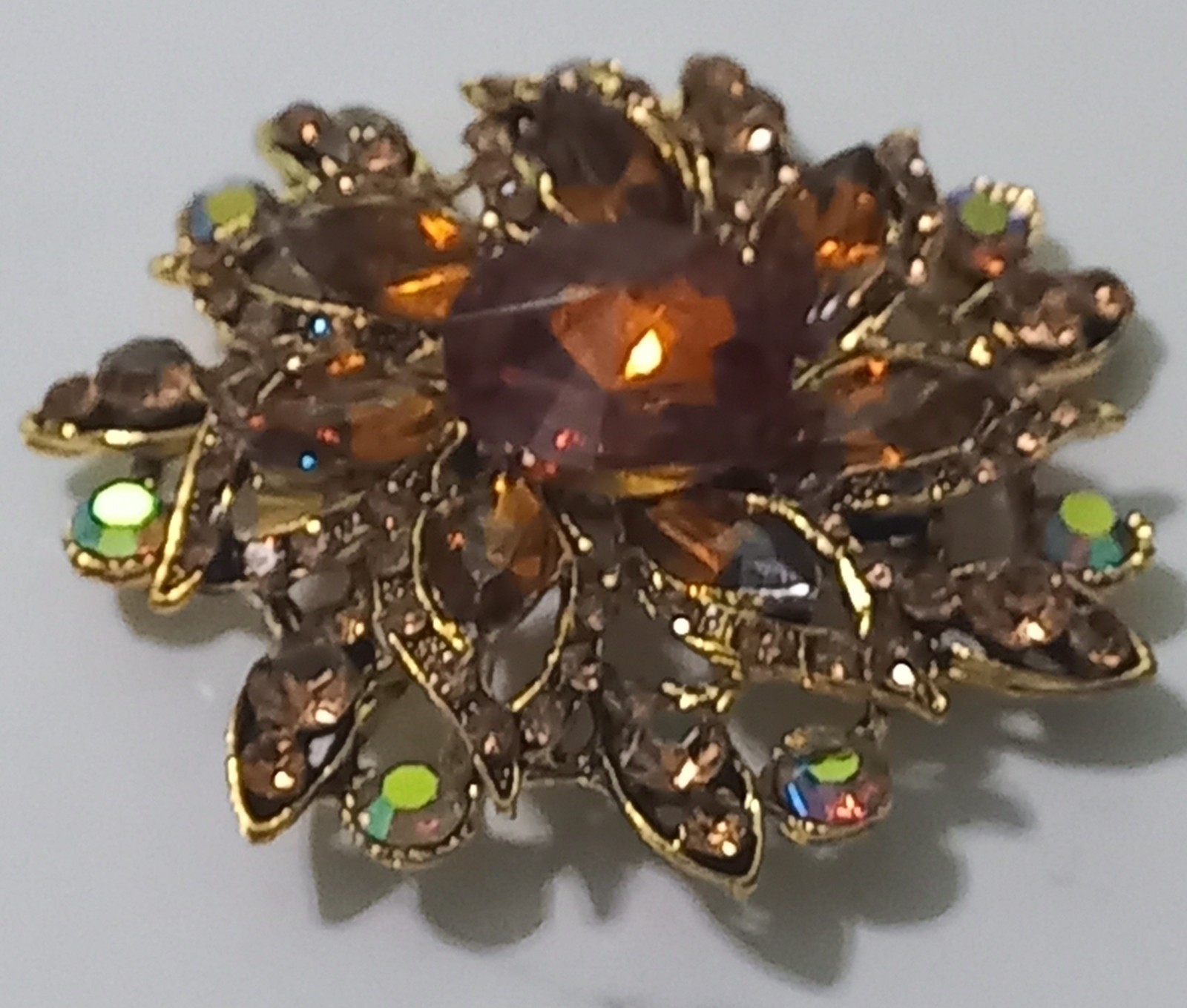 Vintage Amber Topaz Rhinestone Flower Brooch Unsigned 1960s-1980s Gold Tone Pin