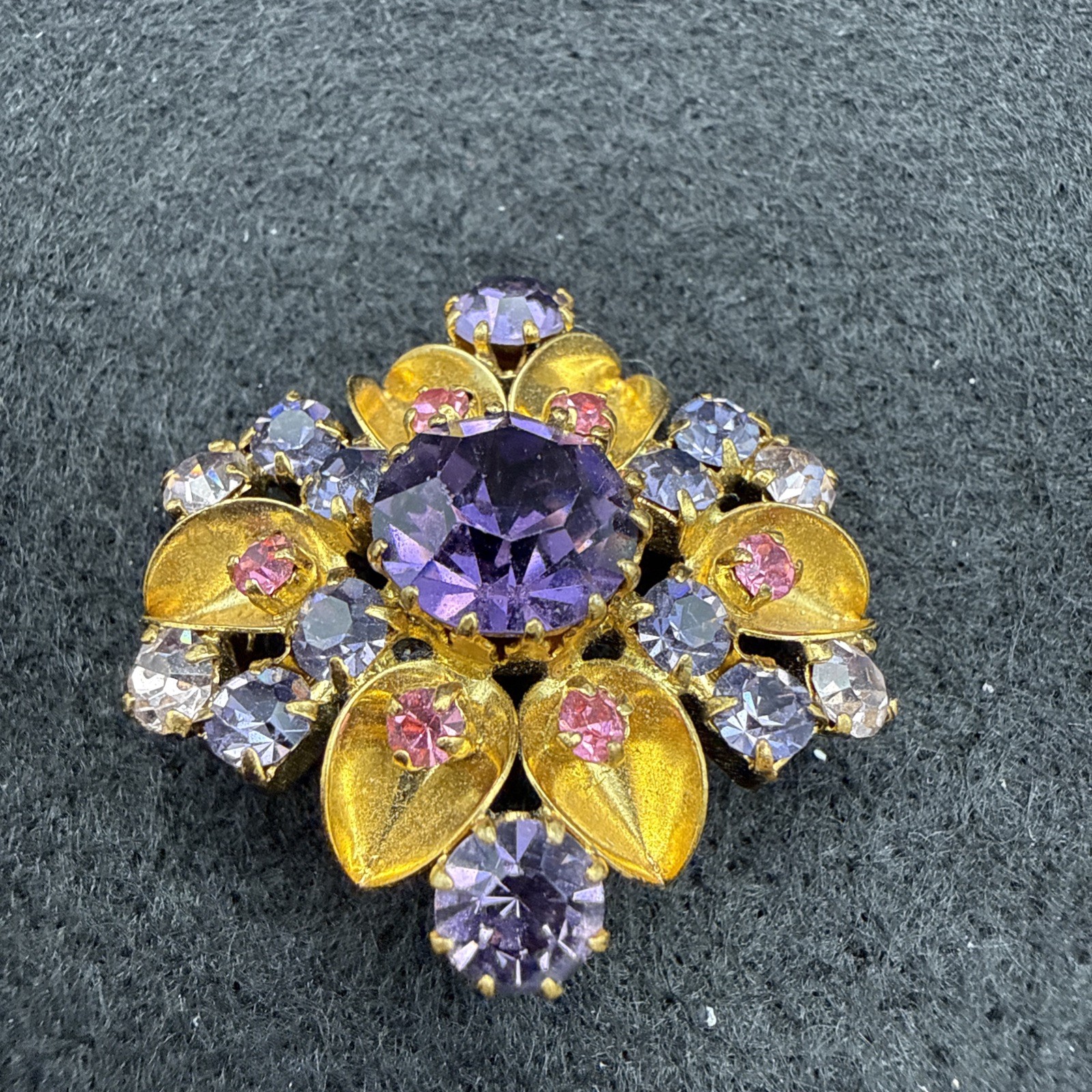 VINTAGE AUSTRIA SIGNED PURPLE AND BLUE RHINESTONE BROOCH