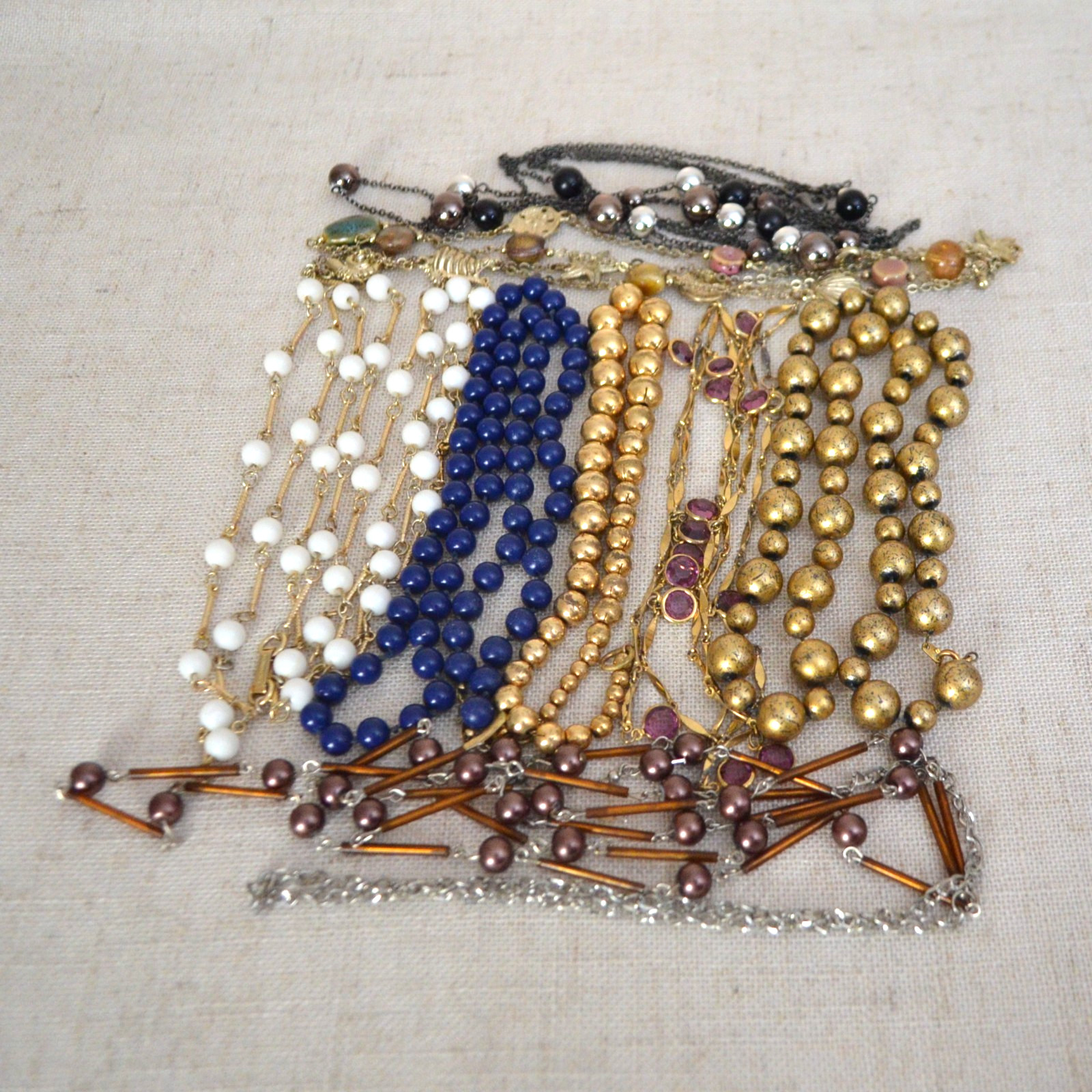 Vintage Wearable Necklace Lot 8 Piece Beaded Chain Jewelry circa 1980s-1990s