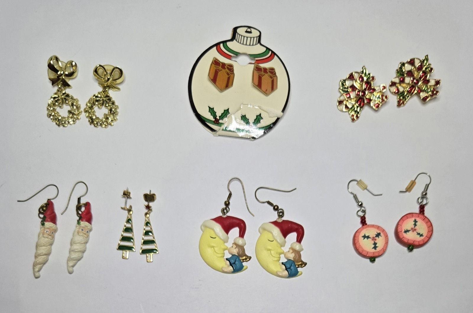 1980s Assorted Christmas Holiday Collectible Earrings Set Vintage Lot Of 7