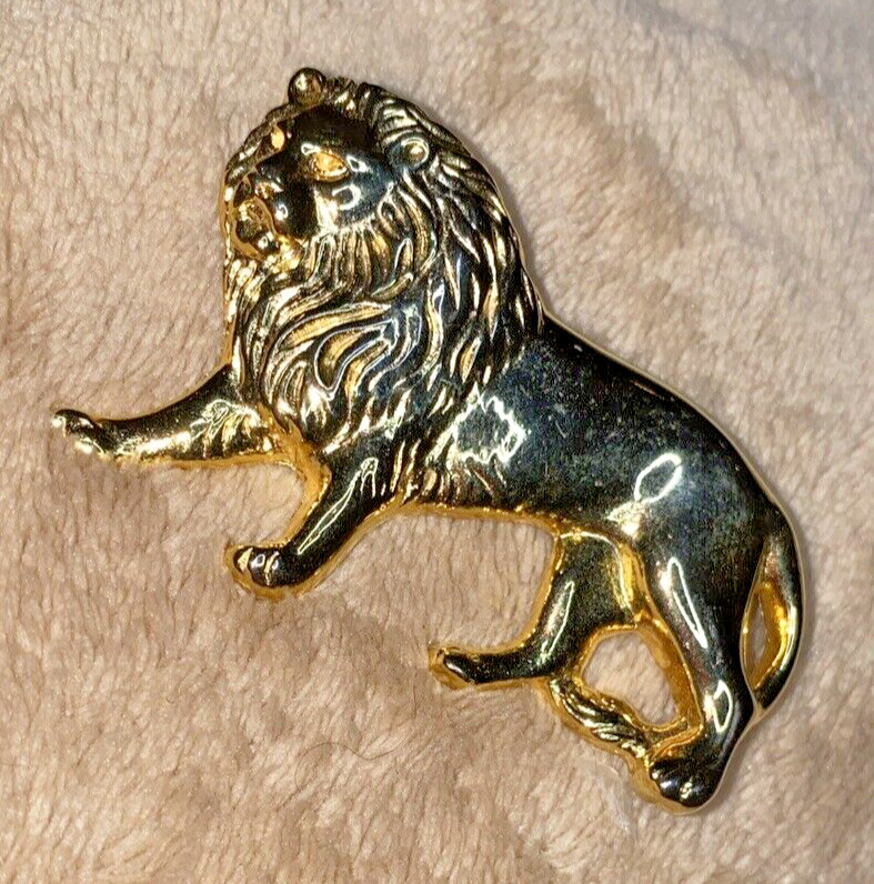 Lion Brooch Not Signed 2.25″ L x 1.5″ T Walking Medium Size Gold-Tone Metal VTG