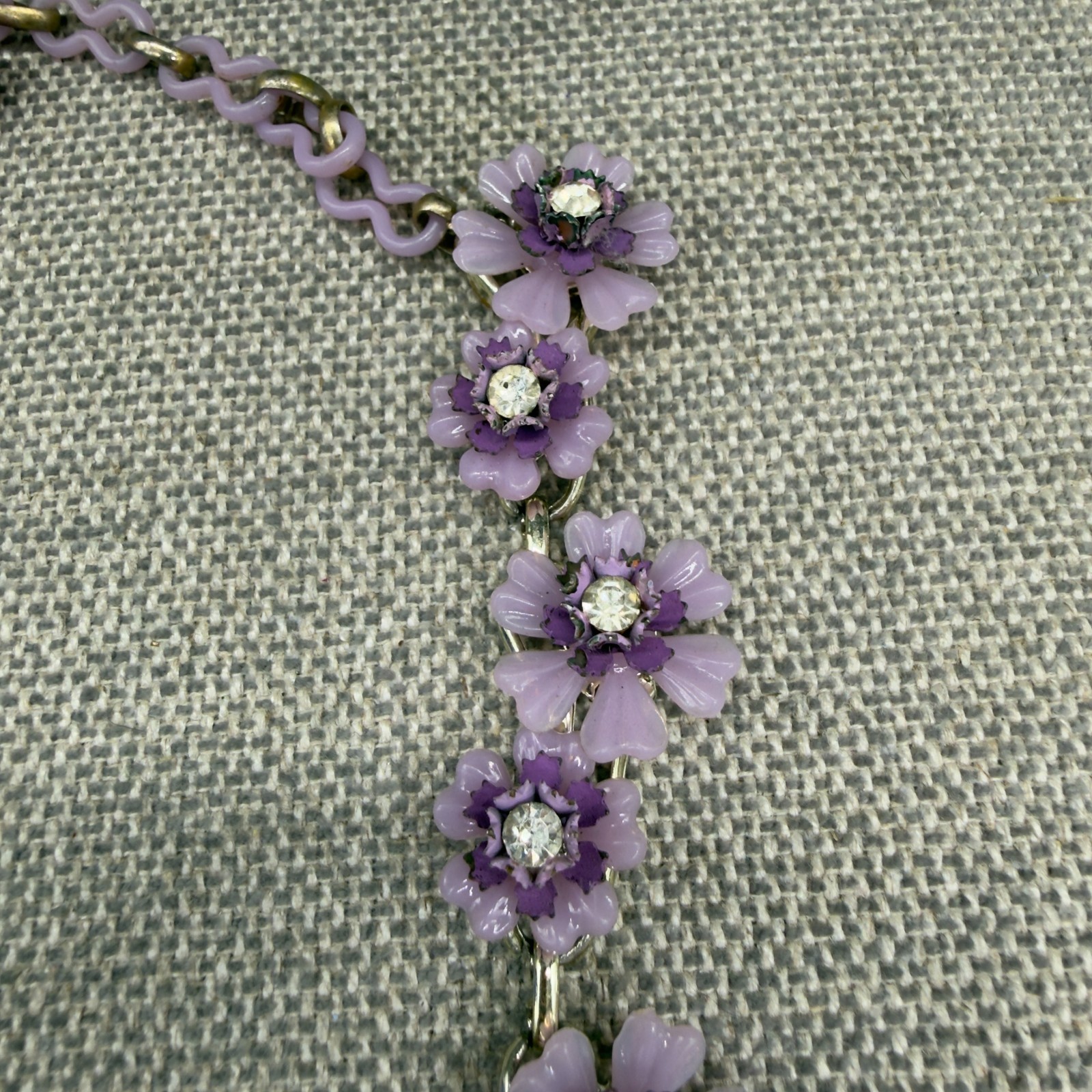 Vintage Necklace Acrylic Purple Flowers Rhinestone Centers 15 Inches READ