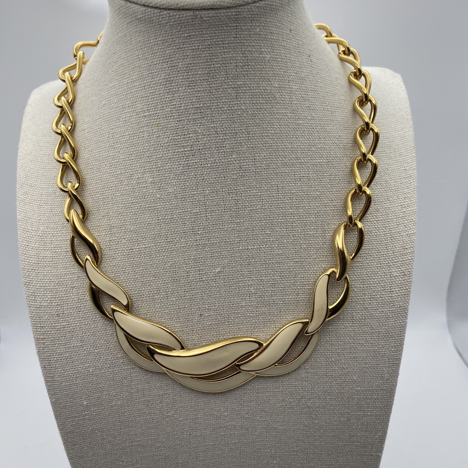 Vintage Napier Off White Enamel Wave Choker Necklace Gold Tone Chain