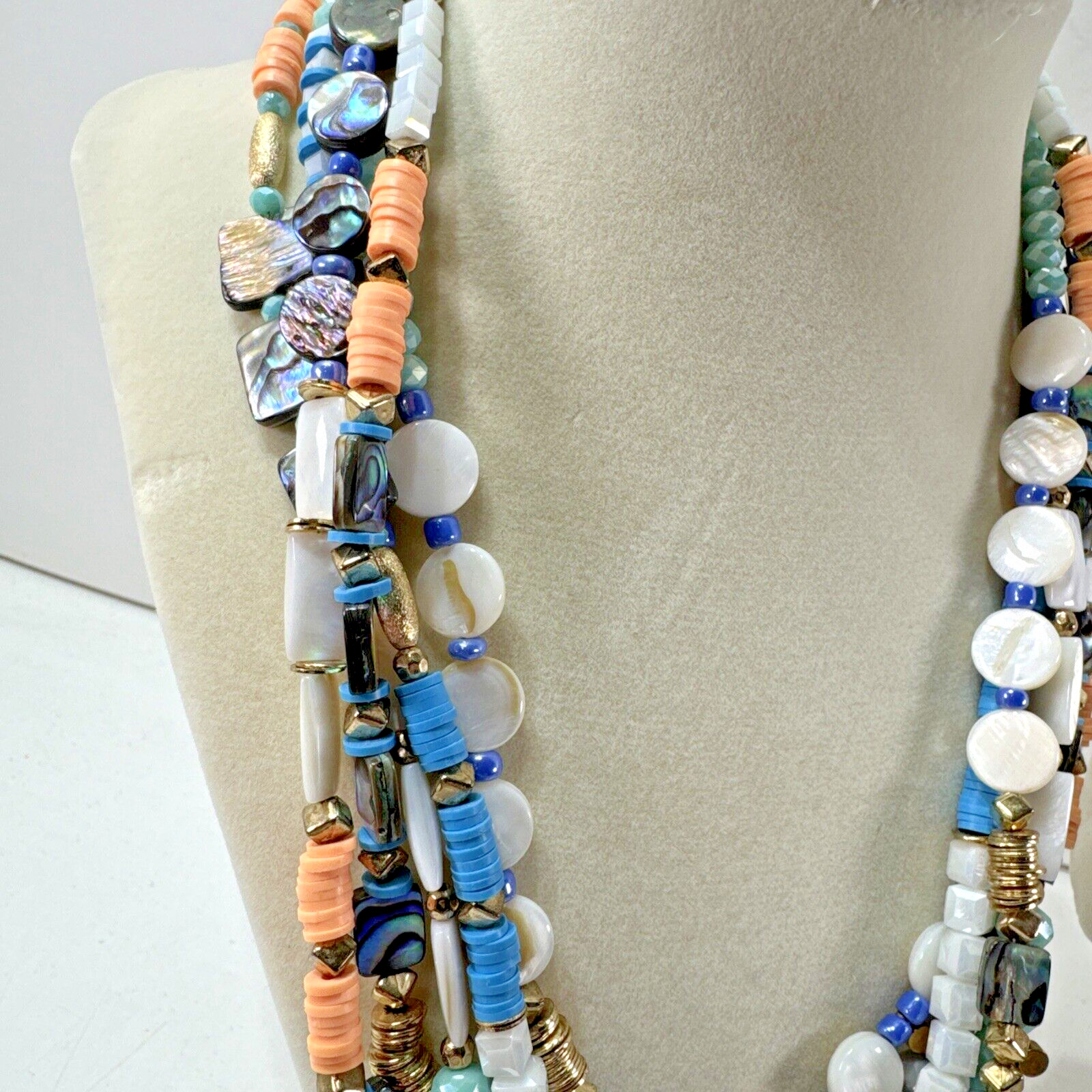 Beautiful Vintage Estate Lot 4x Beaded/Metal/STONES 2X Necklaces 2X Bracelets