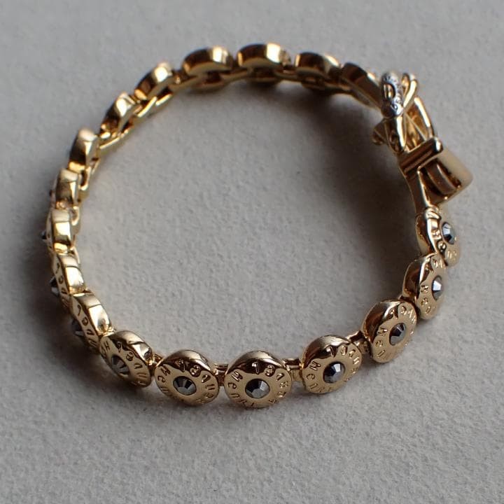 Vintage Henri Bendel YORK Buckle Bracelet Gold Tone Used