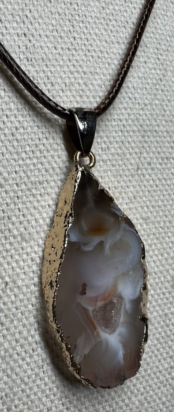 Vintage Gold Trimmed Druzy Agate Geode Oval Pendant On Cord Necklace