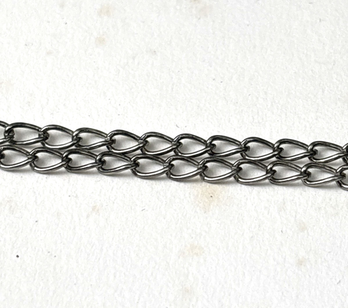ESTATE VINTAGE SILVER TONE BIRD CAGE PENDANT ON CHAIN NECKLACE 30″ ARTICULATED