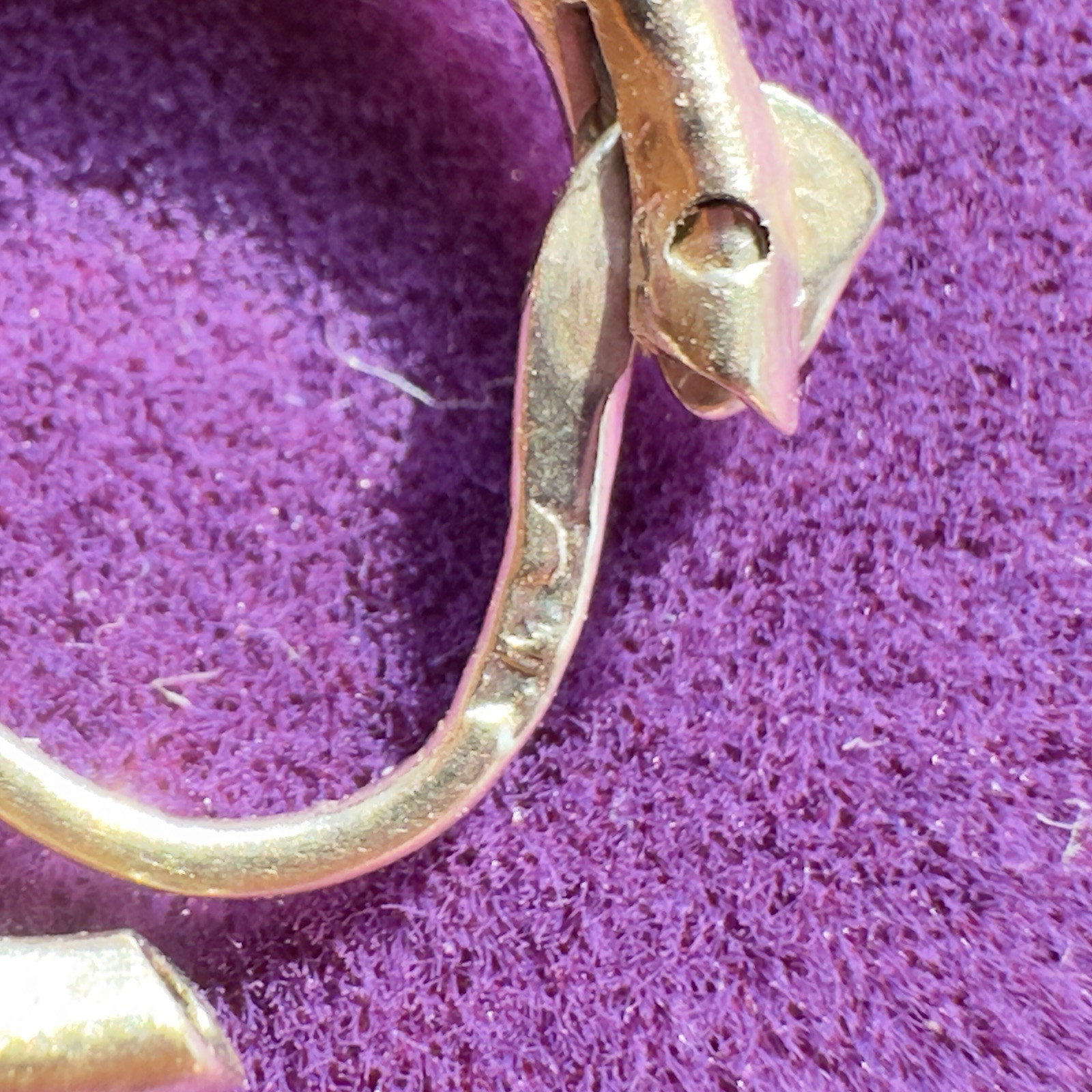 VINTAGE 14K YELLOW GOLD SMALL HOOP EARRINGS 1.53 GRAMS