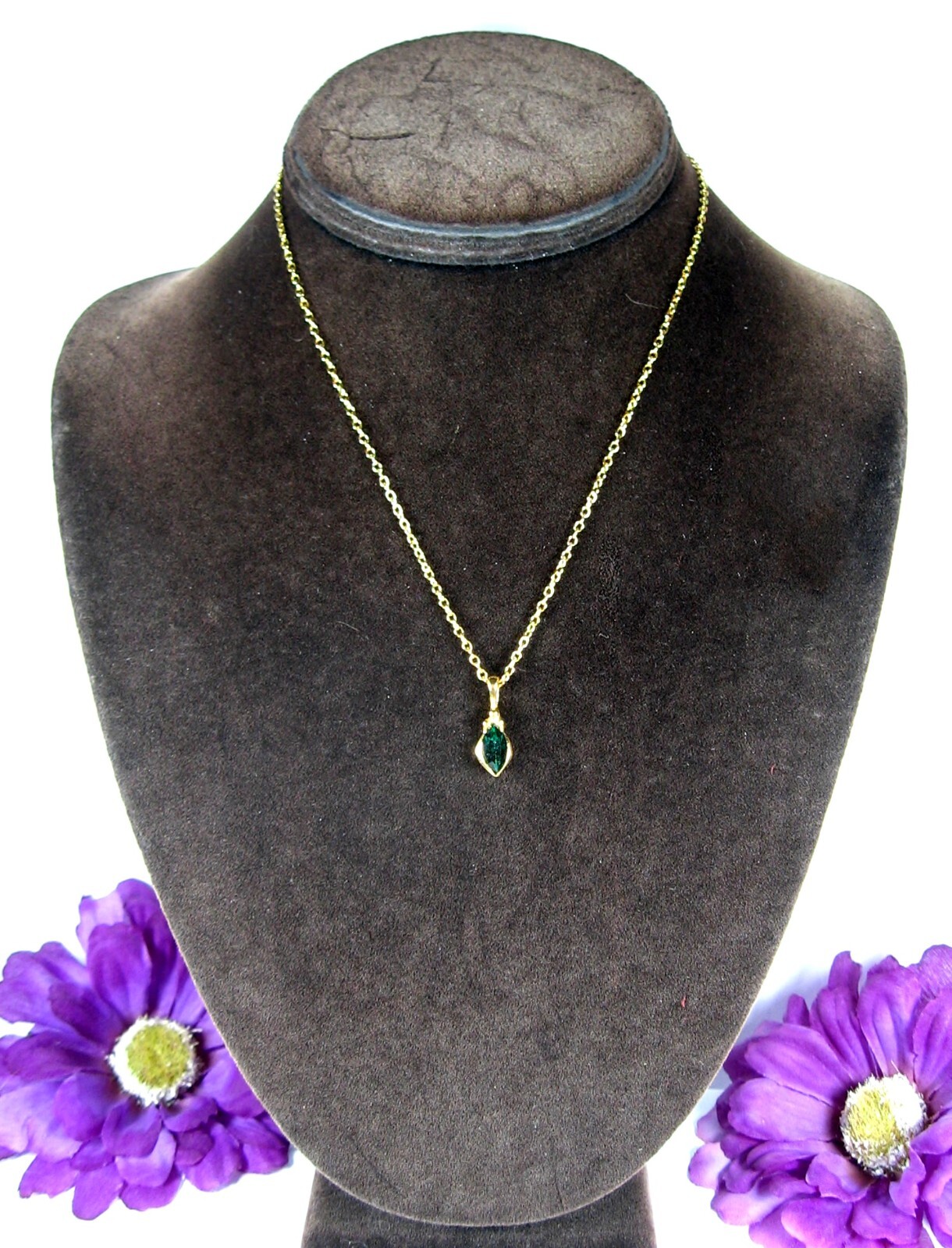 DEEP DARK GREEN MARQUISE RHINESTONE Pendant Vintage NECKLACE Goldtone Chain 16″