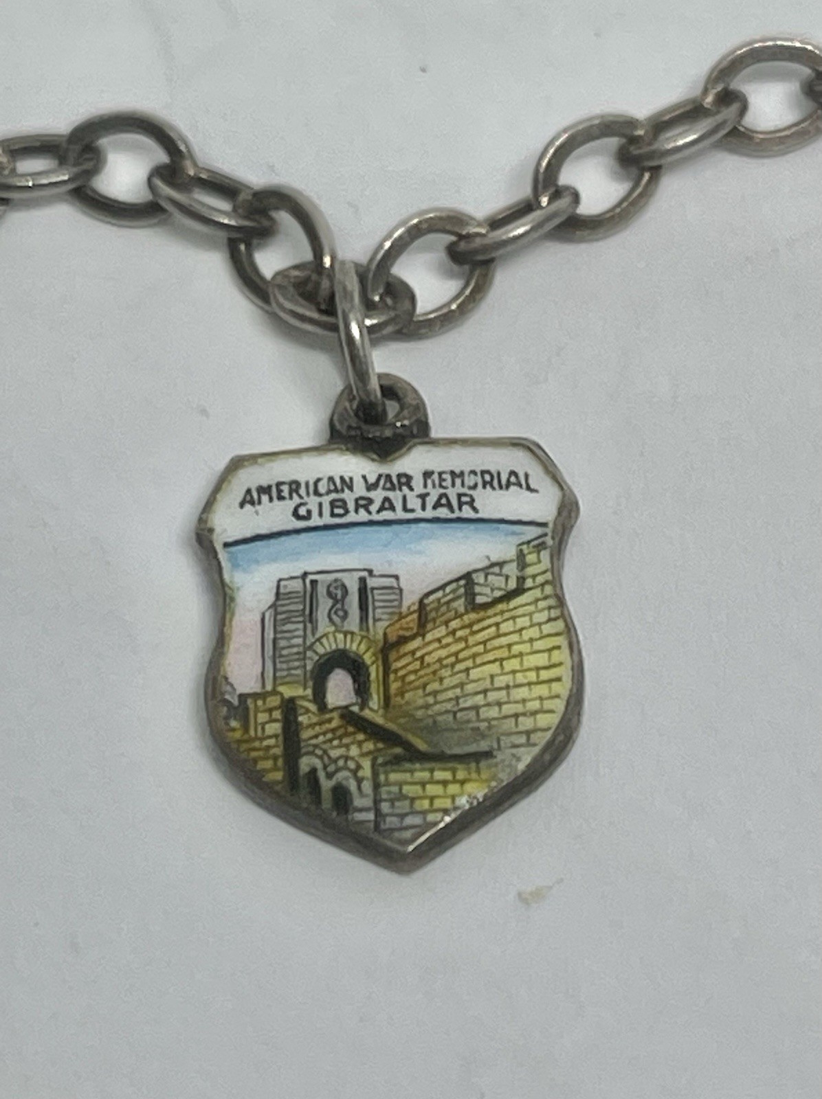 Vintage MCM GIBRALTAR Travel Souvenir 5 Shield Sterling Charm Bracelet 7 1/4”