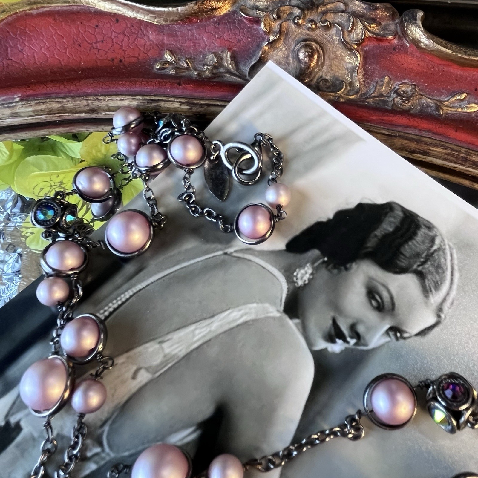 Vtg Coldwater Creek 52” Lavender Beaded Sautoir Necklace – AB Crystals -Gunmetal