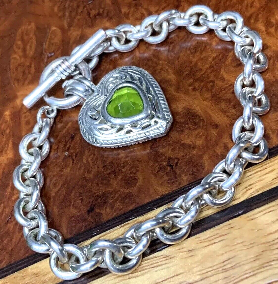 Vintage “Sister” JC Silver Plate Green Peridot Birthstone Ladies Heart Bracelet