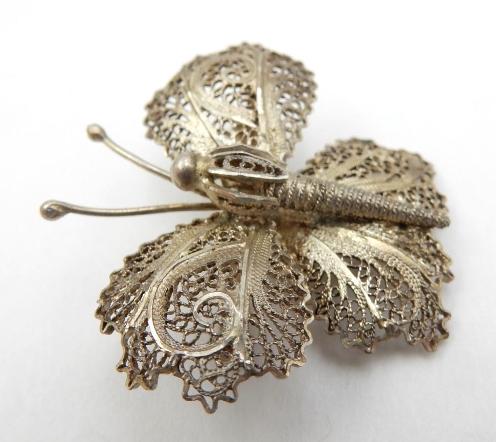VINTAGE SOLID SILVER FINE CANNETILLE FILIGREE BUTTERFLY BROOCH PIN, 5.3 GRAMS