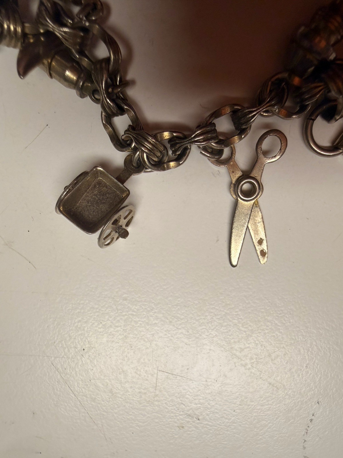 Vintage KENT Silver Tone CHARM BRACELET Signed w/15 Charms 6 1/2 Inch