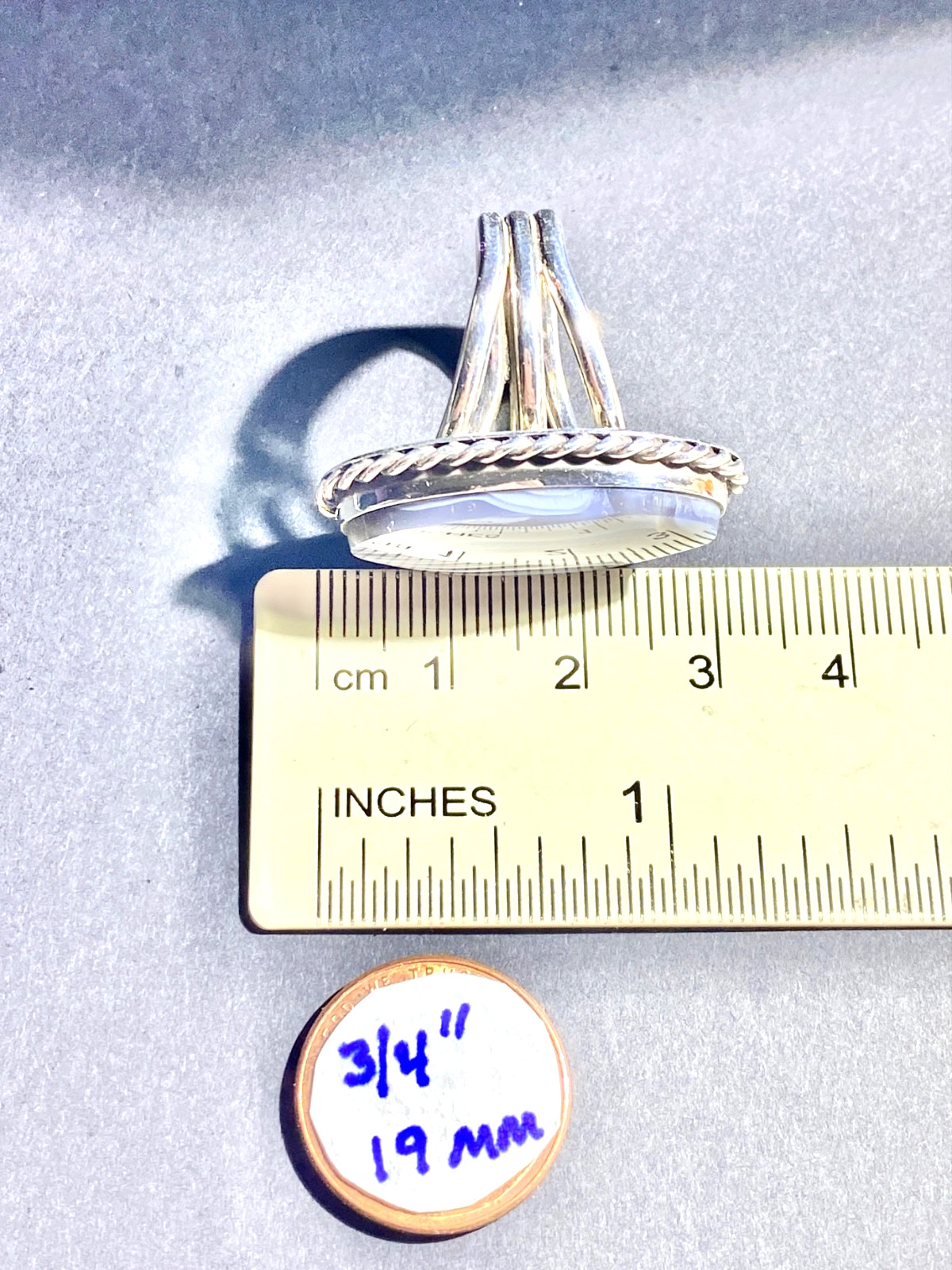 Vintage Sterling 19×27 mm Gray Blue and White Banded Agate Ring Size 7 3/4