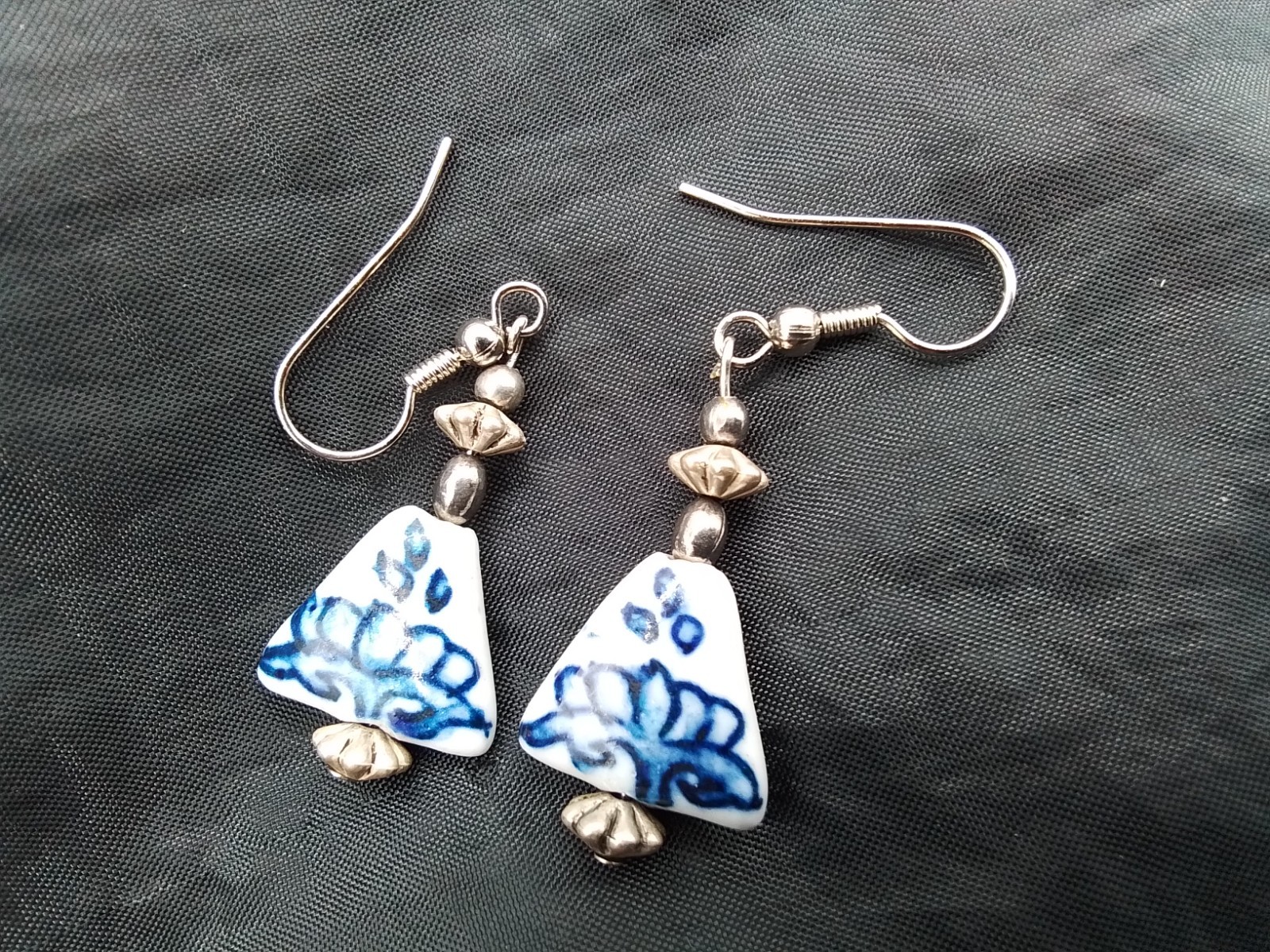 TRIANGLE DELFT STYLE VINTAGE ESTATE PIERCED EARRINGS DANGLE FRENCH HOOK WIRE