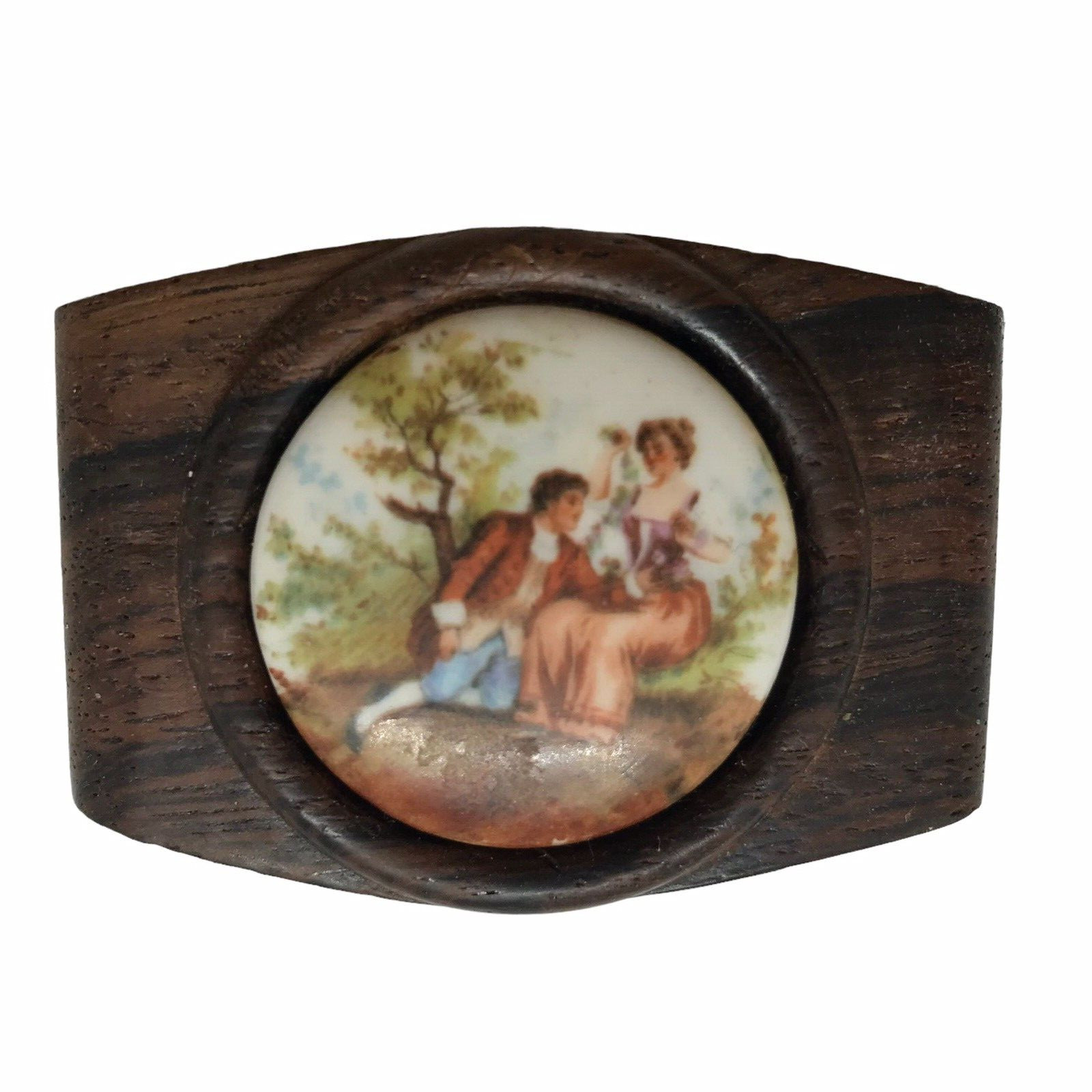 Vintage Ceramic Cameo On Wood Brooch Pin Romantic Victorian Courting Couple