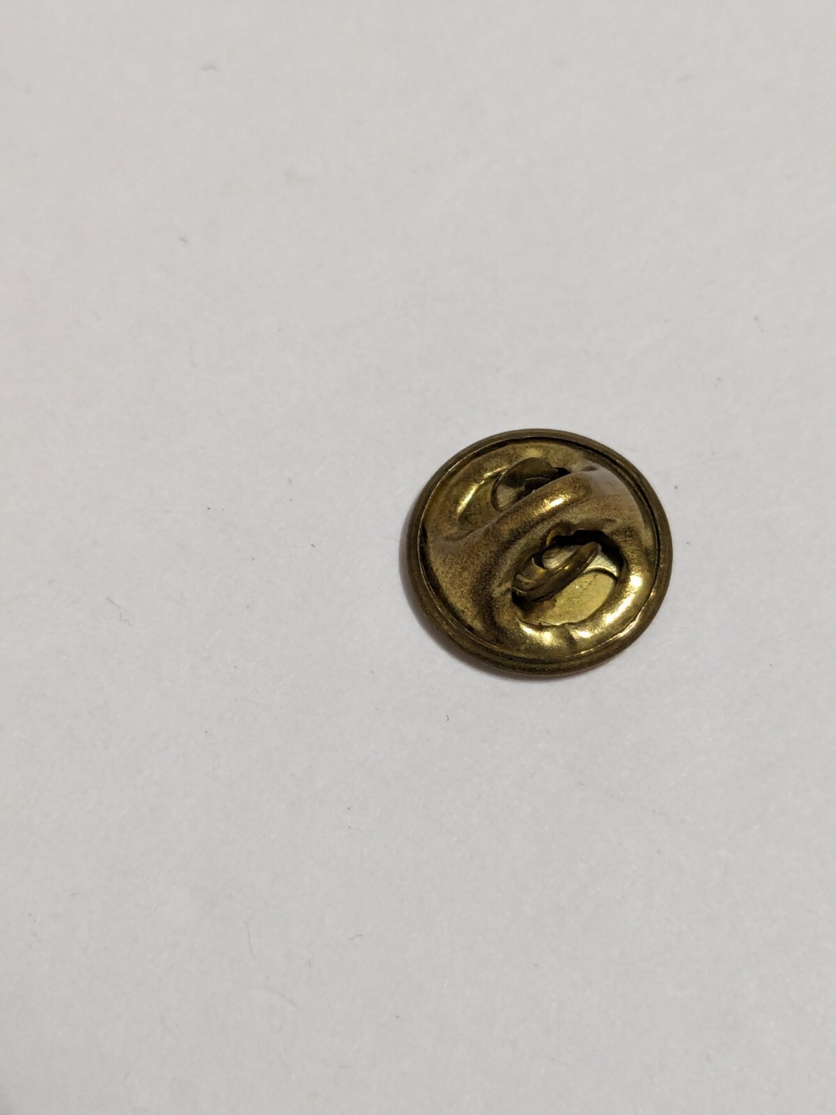 Gold Tone Musical Notes Brooch/Pin With Faux Pearls. 3/4″.