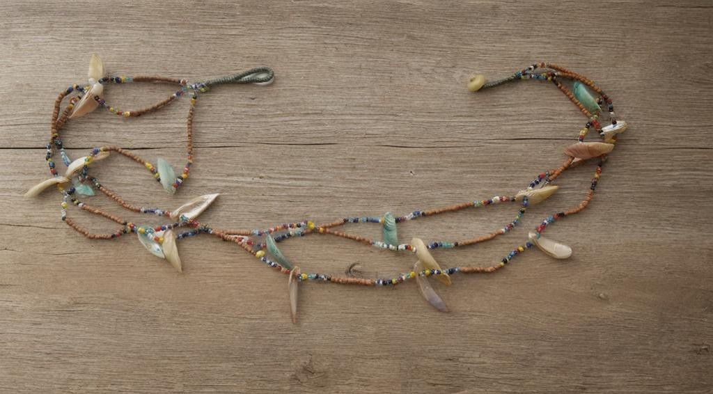 Beautiful Vintage Tribal Bead Cut Shell Bohemian Necklace