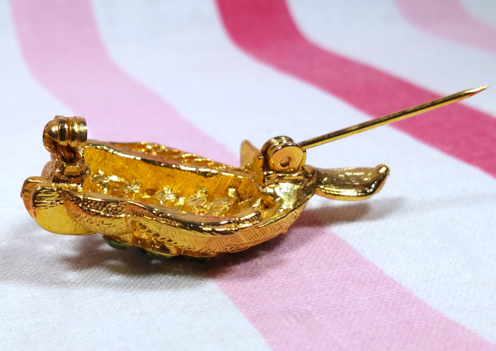 Colorful Mid Century Rhinestone FISH Brooch Pin with Gold Finish & Safety Clasp