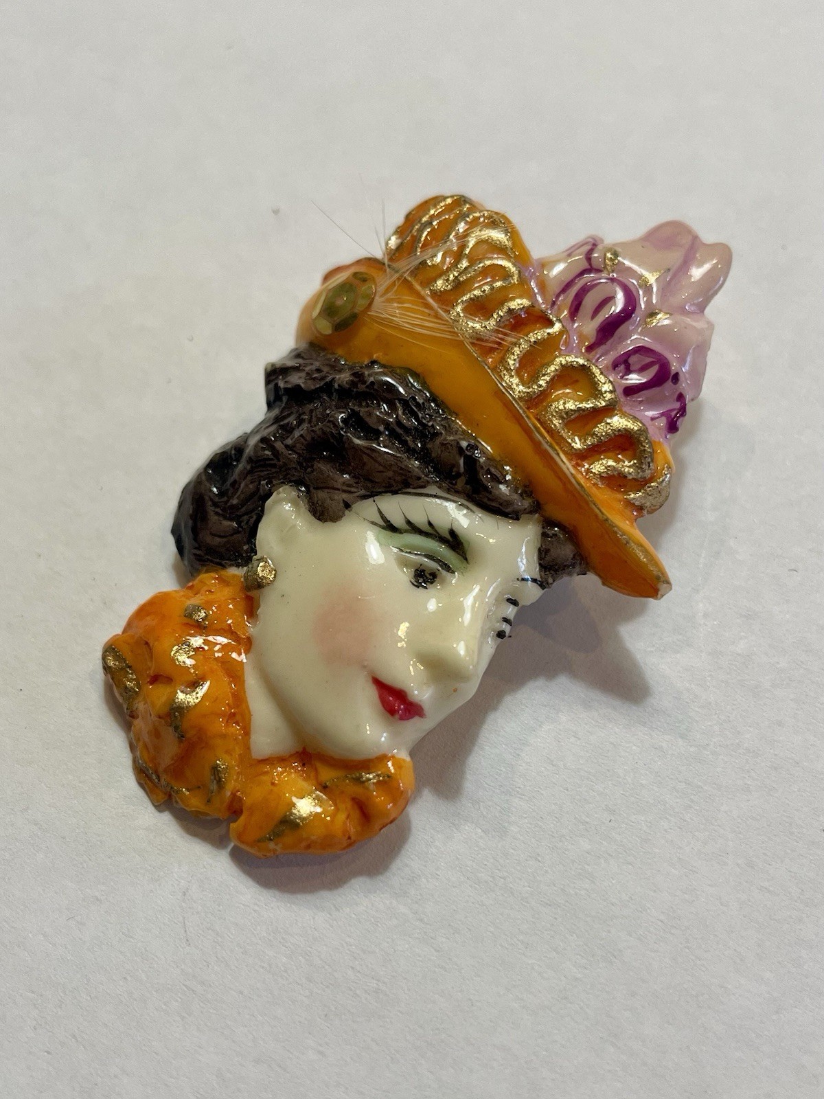 Art Deco Vintage Resin Lady Head Portrait Broach Pin