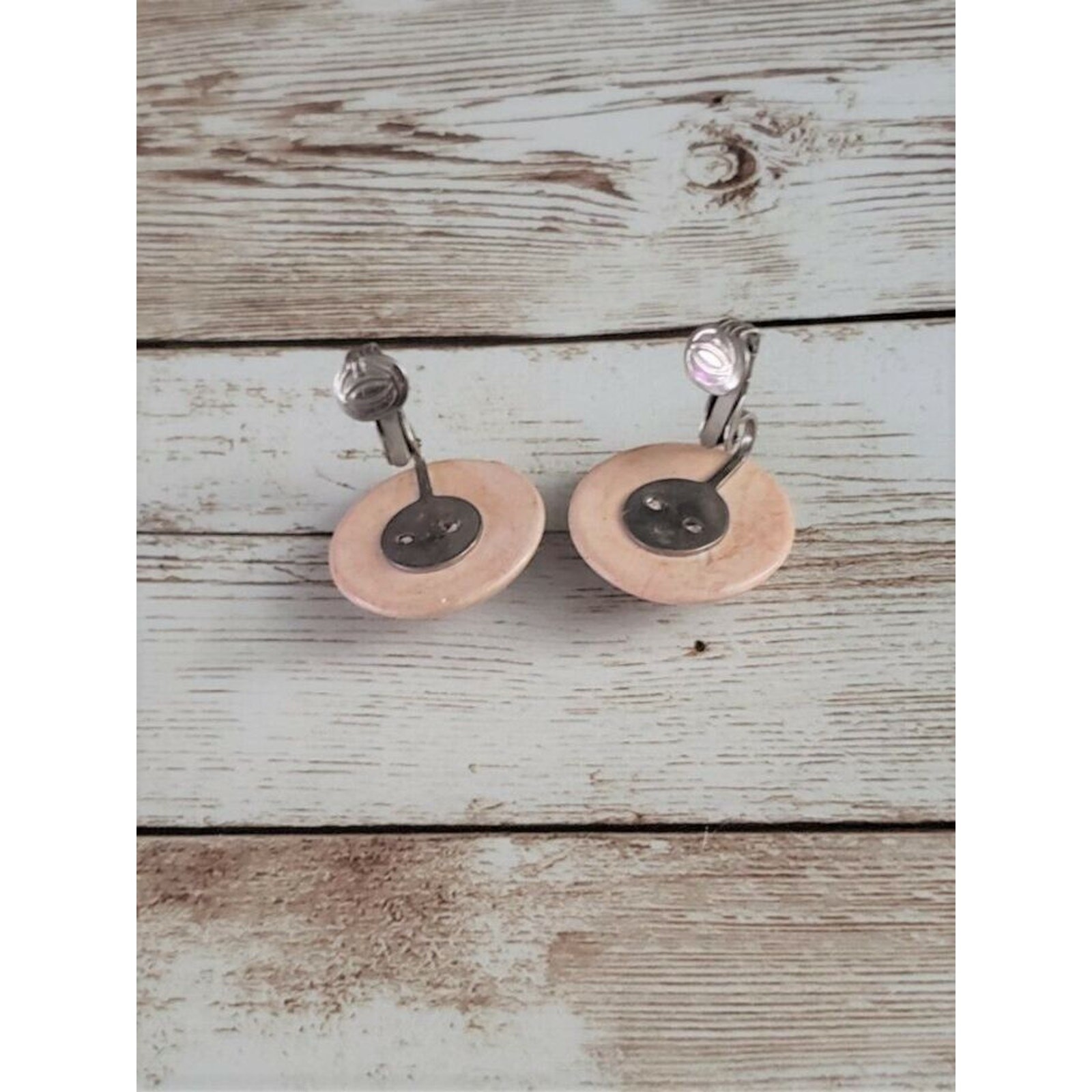 Vintage Clip On Earrings Light Pink Stone Pattern Circle