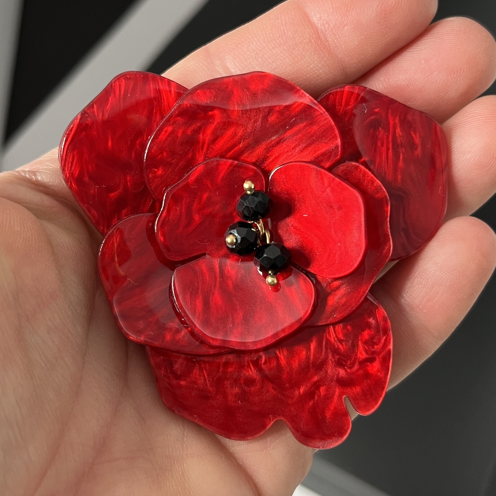 Red Poppy Flower Brooch Pin Pearlescent Lucite Acrylic 3D Statement Vtg Retro