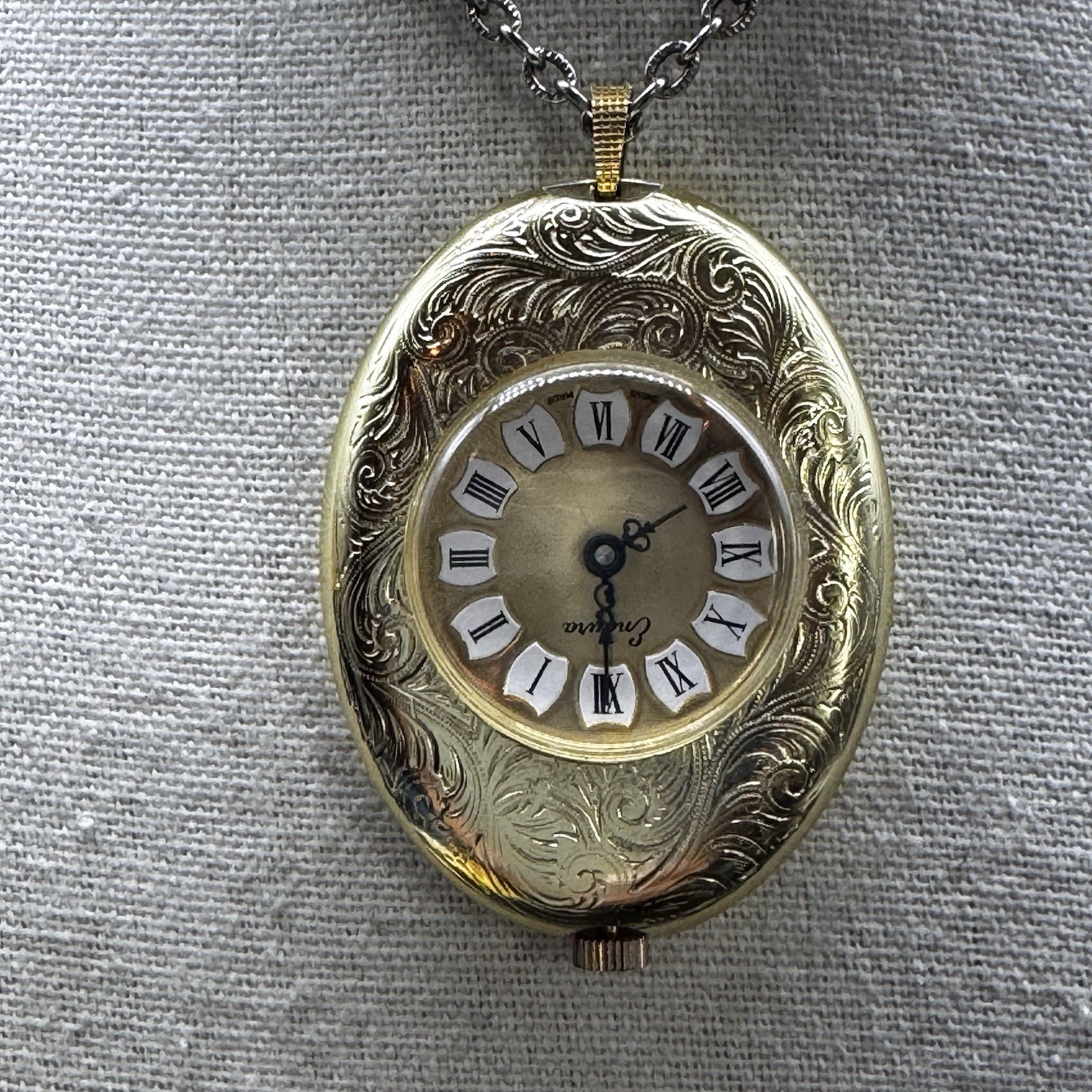 Vintage Endura Oval Pendant Watch Necklace Gold-Tone Engraved Roman Numerals