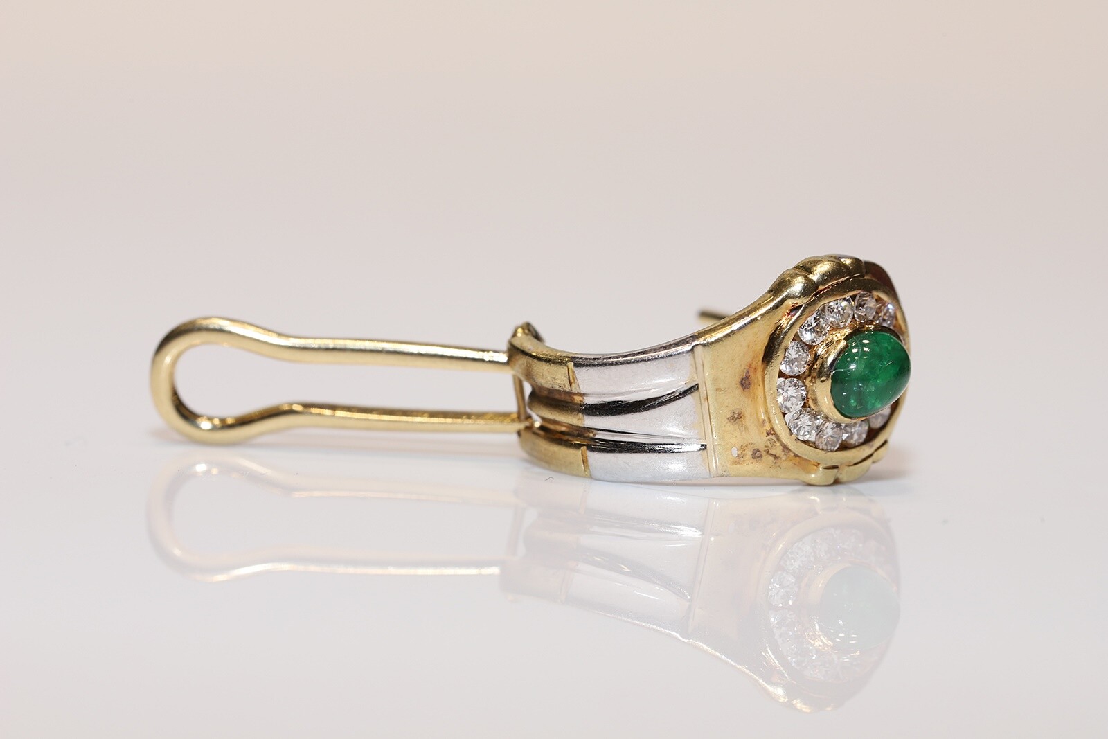 Vintage 18k Gold Natural Diamond And Cabochon Cut Emerald Earring