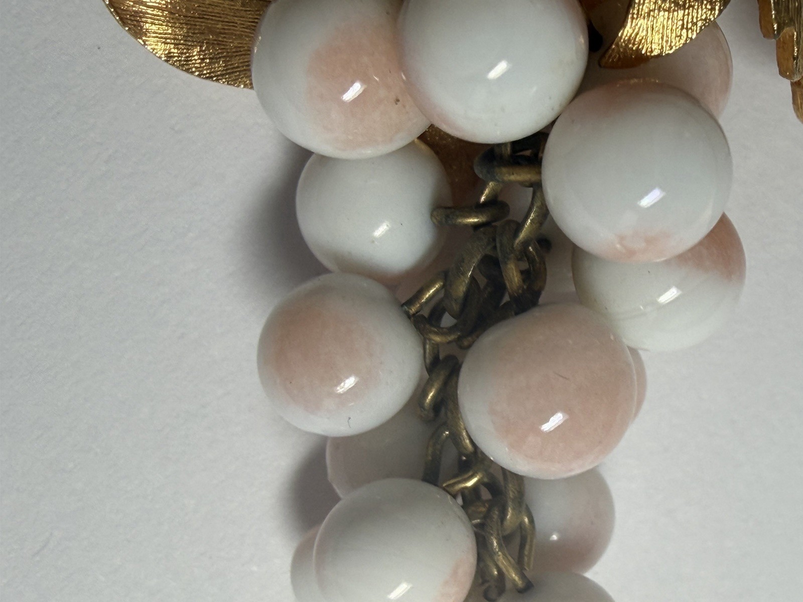 Vintage Brooch Grapes Dangling Drop Gold Tone Angel Skin Beaded Estate 2” NOTE