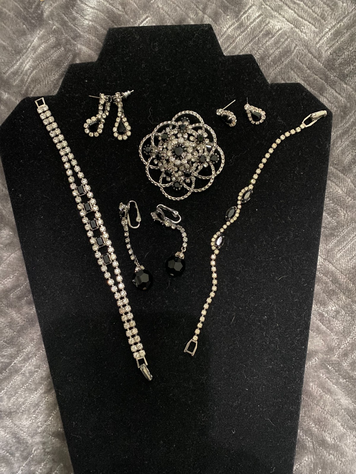 Vintage MCM Black White Clear Rhinestone Jewelry Lot 6 Brooch Bracelets Earrings