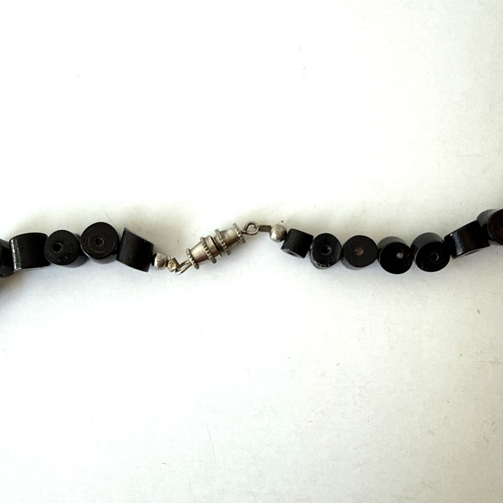 Vintage Beautiful 24” Black Branch Coral Fringe Necklace