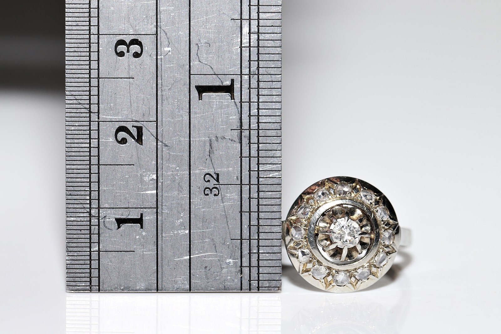 Antique Circa 1920s 18k Gold Natural Diamond Decorated Ring
