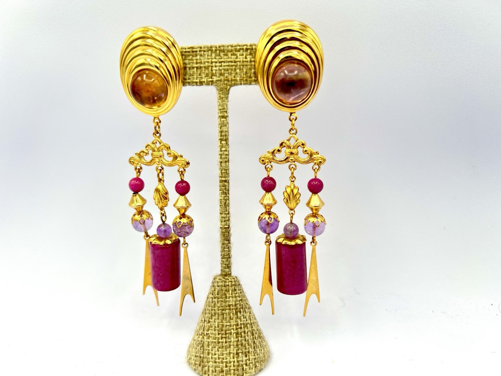 Vintage 1980s Saks NOS Gold Amethyst Fuchsia Chandelier Spikes Earrings RO-DO SI