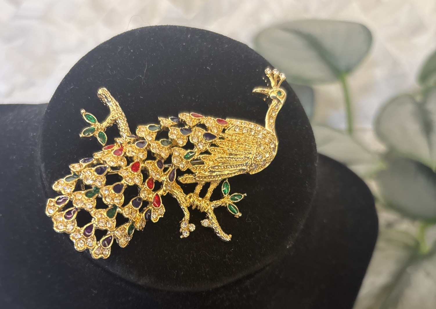 Vintage Peacock Bird Gold Tone Rhinestone Green Purple Red Brooch Pin READ