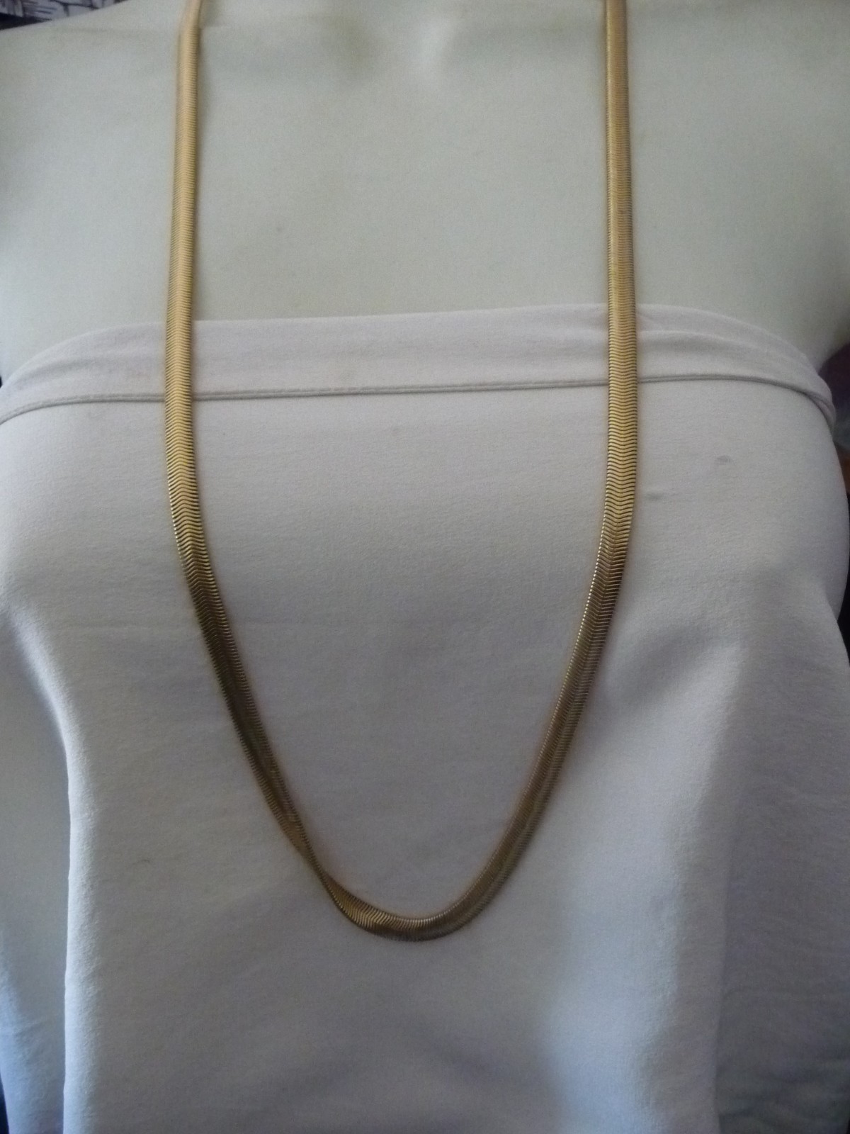 16” L X 1/4” W GOLD TONE SNAKE CHAIN NECKLACE #29/20